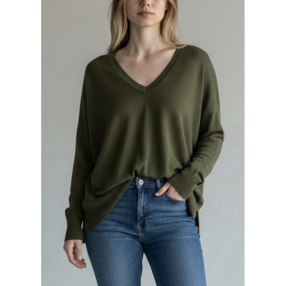 NWT Maeve Anthropologie Merino Wool V-Neck Sweater L Green Slouchy Casual Cozy - Picture 2 of 9